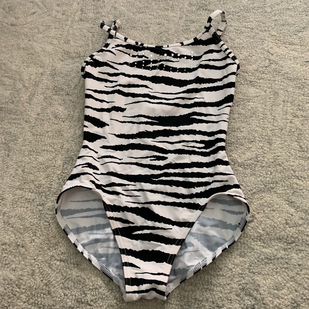 EUC Capezio dance or gymnastics leotard in Medium